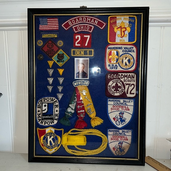 70s Vintage framed Boyscout Webelos patches badges pins merits - Picture 1 of 13